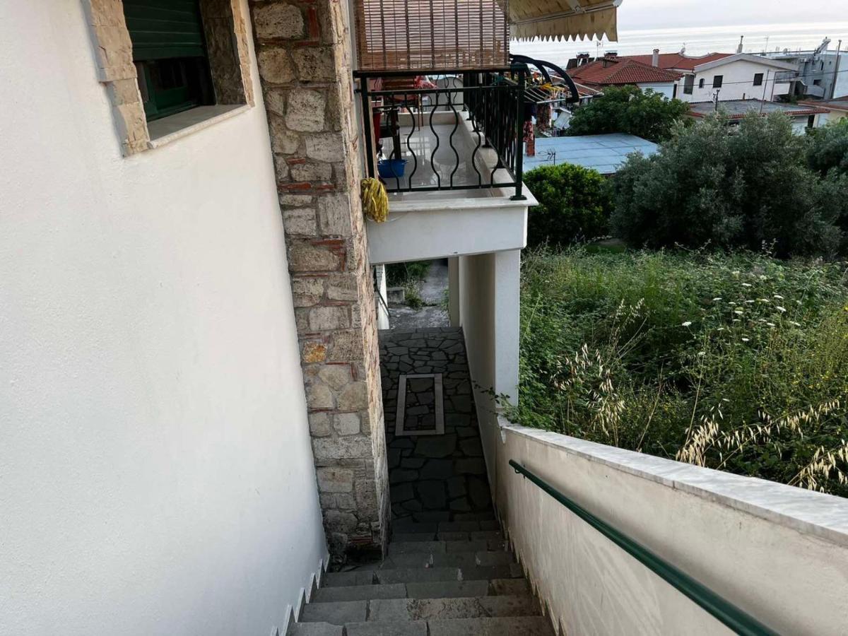 Diamantoula Apartment Nea Skioni Exterior photo